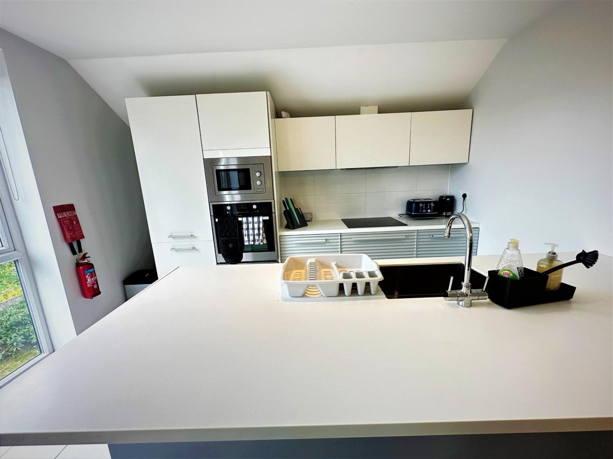 Horizon House, Modern 2-Bedroom Flat 2, Parking, Netflix, Оксфорд Экстерьер фото